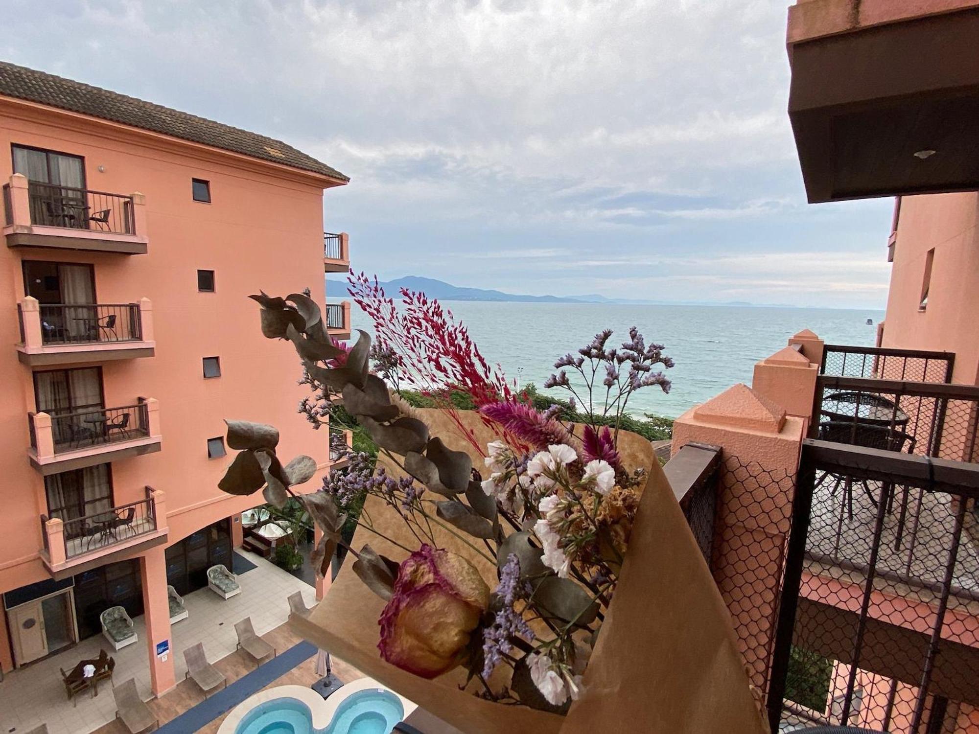 Resort Pe Na Areia - Studios Direto Com Proprietario Jbvjr Florianópolis Kültér fotó